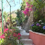 Villa-gaby Entiere Et Piscine Villa *
