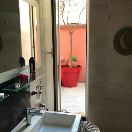 Villa-gaby Entiere Et Piscine * 멍똥