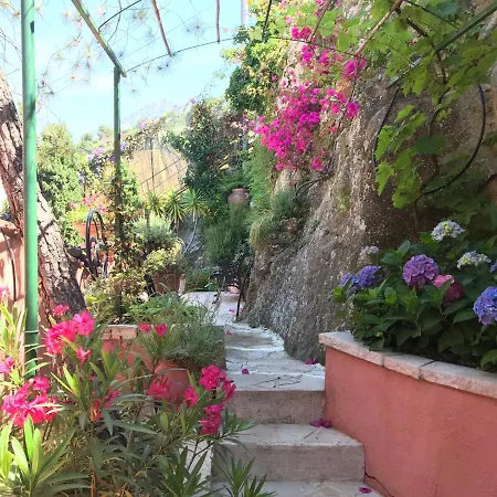 Villa-gaby Entière Et Piscine Villa *