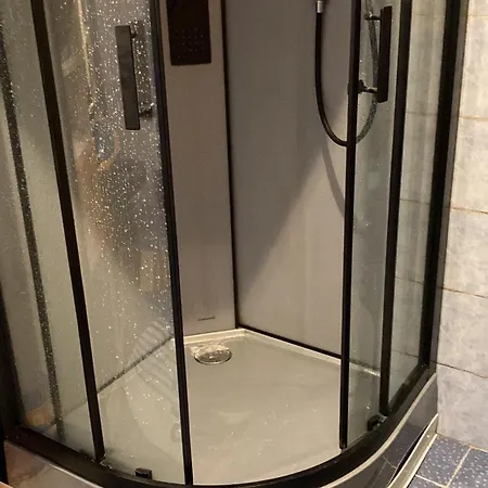 Villa-gaby Entière Et Piscine * Menton