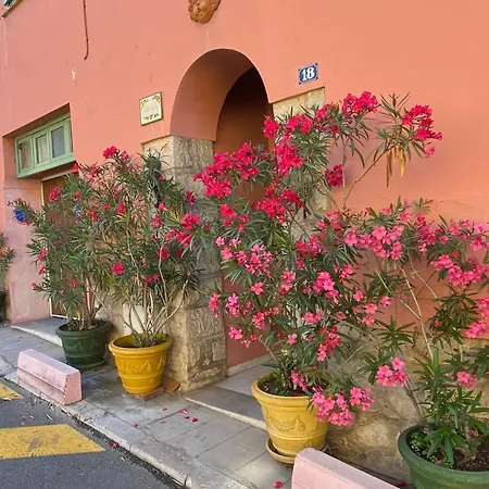 Villa-gaby Entiere Et Piscine