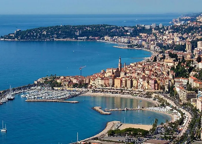 Villa-gaby Entiere Et Piscine Vila Menton