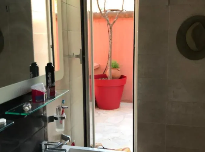 Villa-gaby Entiere Et Piscine * Menton